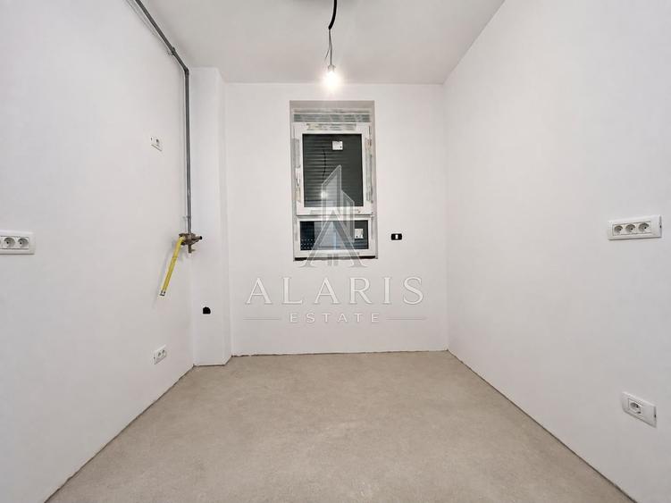 Apartament cu 3 camere semidecomandat în Giroc