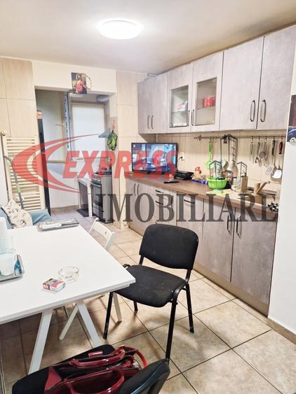 Apartament cu 3 camere decomandat, mobilat în Dristor