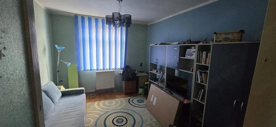 Apartament cu 3 camere decomandat în Luncă