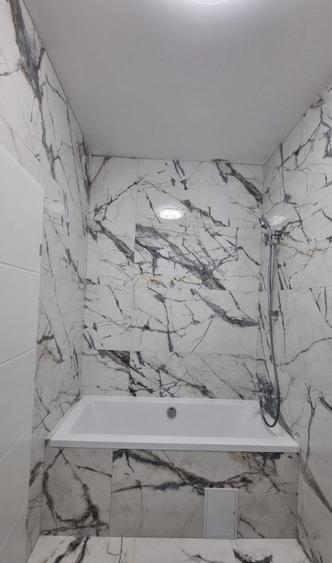 Apartament cu 2 camere semidecomandat în Florești
