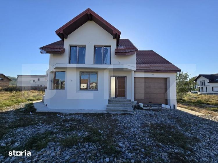 Casă cu 4 camere cu Teren 400 Mp în Central
