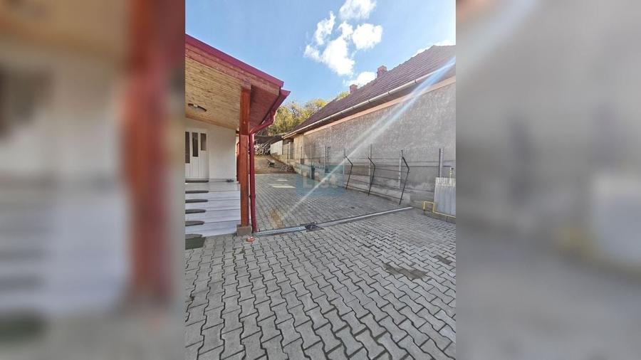 Casă cu 2 camere cu Teren 1000 Mp în Vâlcele