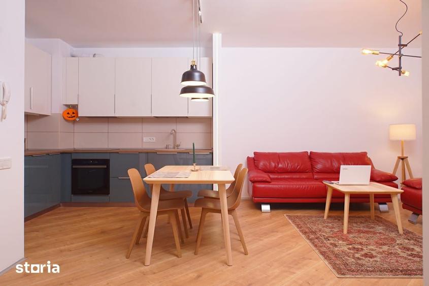 Apartament cu 3 camere, mobilat în Central