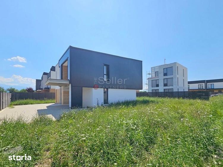 Casă cu 4 camere cu Teren 537 Mp în Central