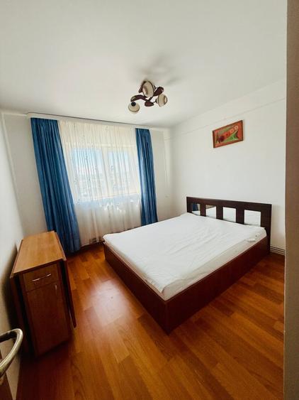 Apartament cu 3 camere decomandat, mobilat în Canta