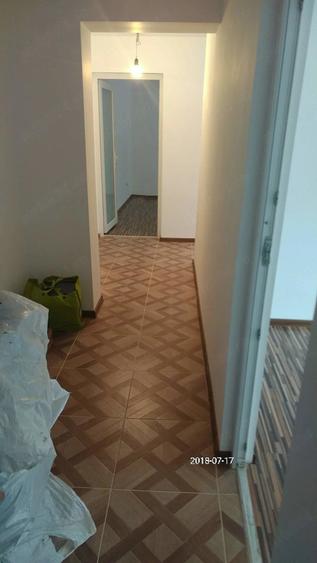 Apartament cu 3 camere decomandat în Topleț