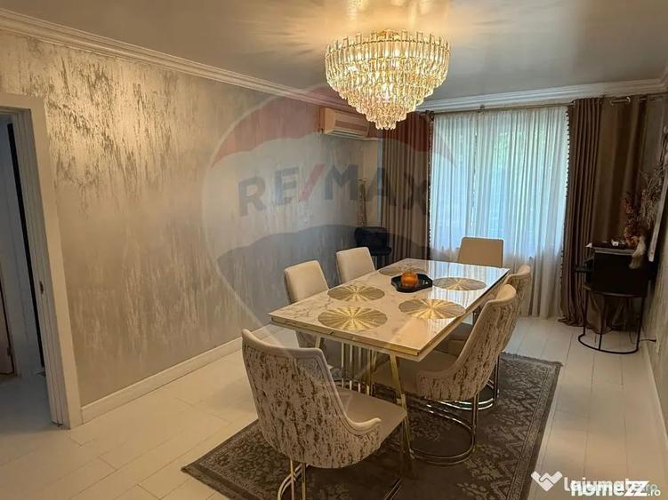 Apartament cu 4 camere semidecomandat în Dristor