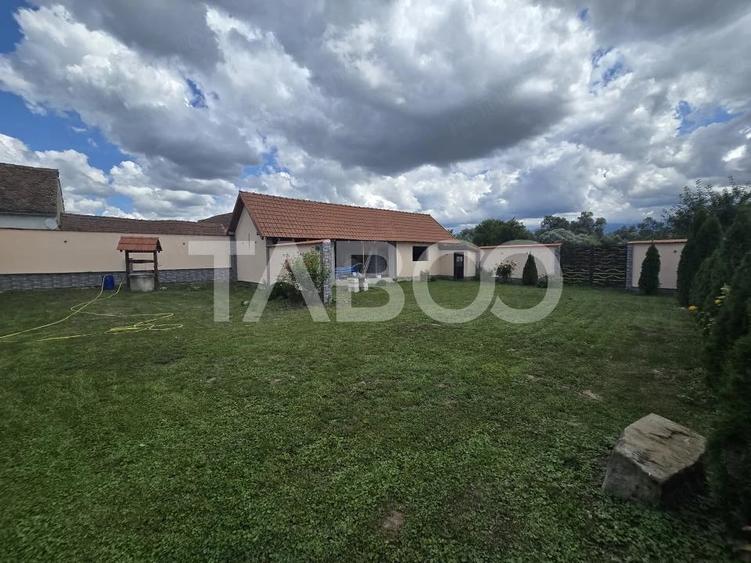 Casă cu 3 camere cu Teren 1255 Mp în Colun