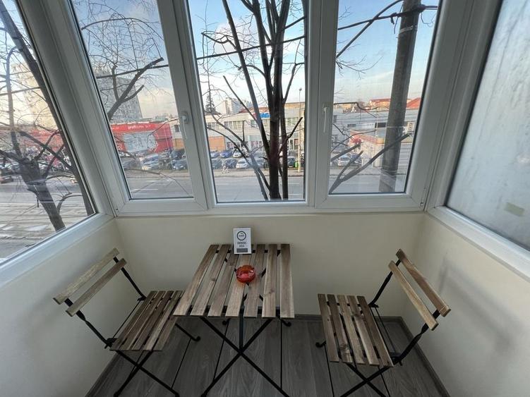 Apartament cu 3 camere semidecomandat în Central