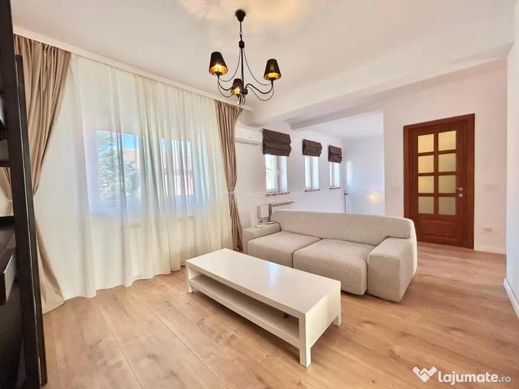 Casă cu 4 camere cu Teren 178 Mp în Central
