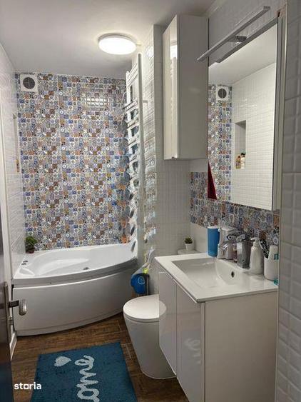 Apartament cu 2 camere decomandat în Patria