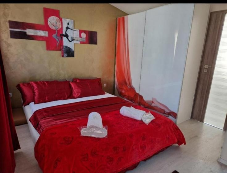 Casă cu 4 camere cu Canalizare în Apahida
