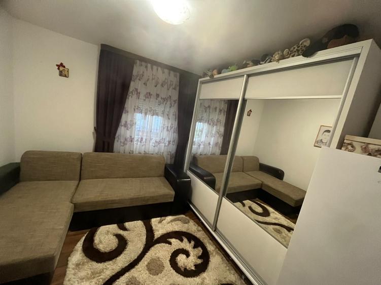 Apartament cu 2 camere nedecomandat în Fălticeni