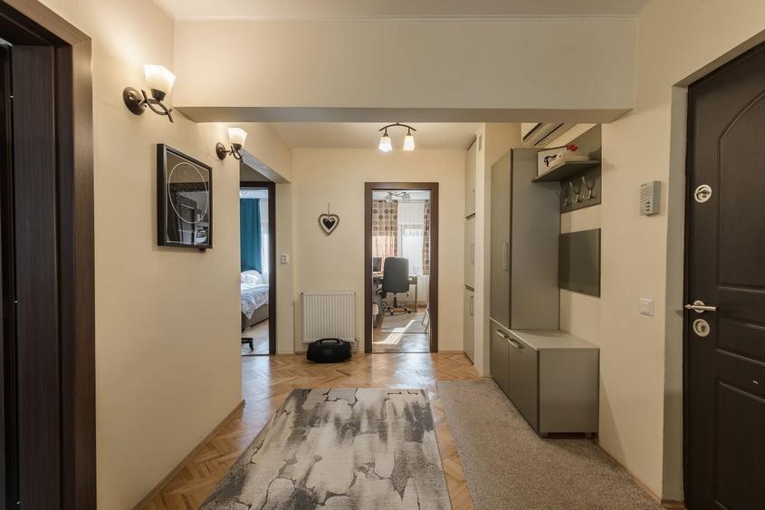 Apartament cu 3 camere decomandat, mobilat în Mănăștur