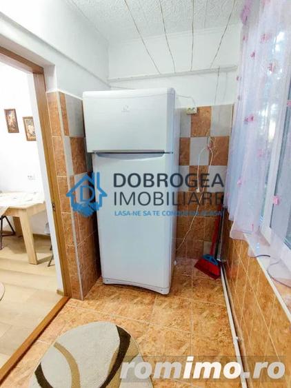Apartament cu 2 camere decomandat în E3