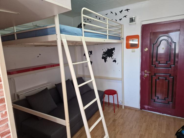 Garsonieră în Jiului