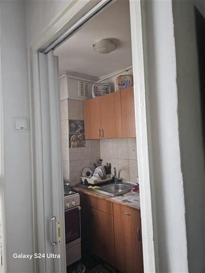 Garsonieră semidecomandată în 13 Decembrie