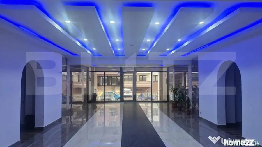 Apartament cu 3 camere decomandat în 13 Decembrie