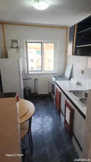 Apartament cu 2 camere decomandat, mobilat în Girocului