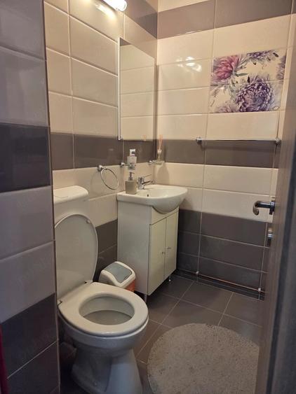 Apartament cu 3 camere decomandat în Nord
