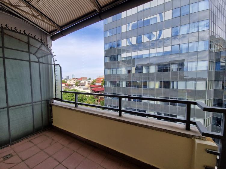 Apartament cu 3 camere decomandat, mobilat în Aviatorilor