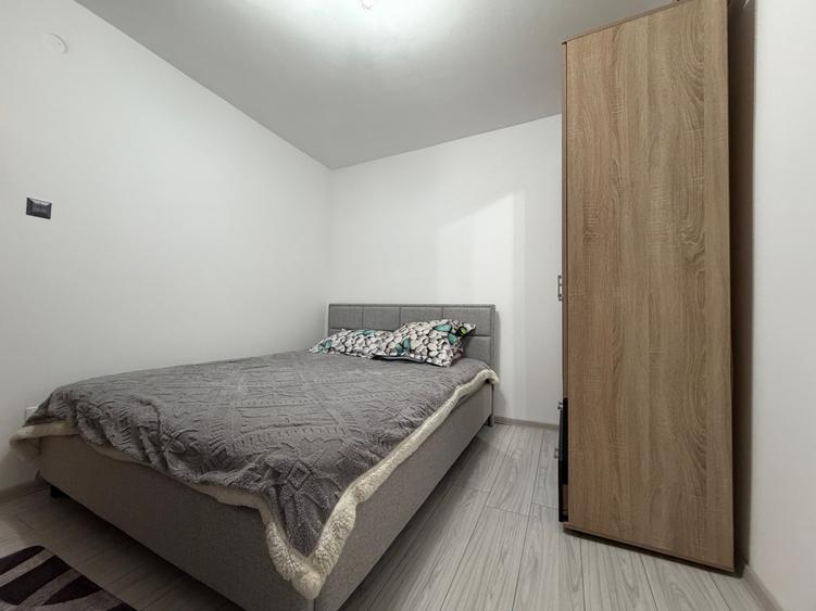 Apartament cu 3 camere nedecomandat în Șagului