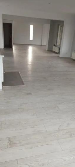 Spațiu comercial, de 125 mp, în Pantelimon