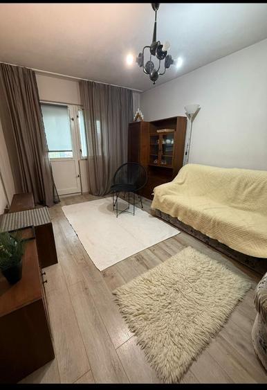 Garsonieră semidecomandată în Central
