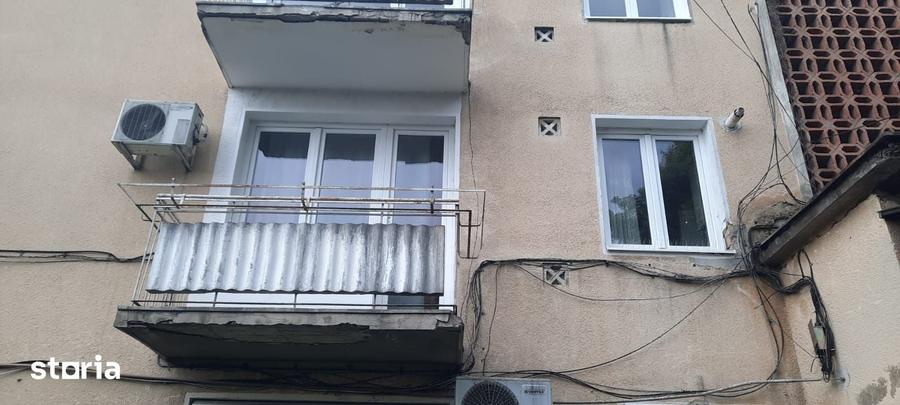 Apartament cu 2 camere nedecomandat în 7 Noiembrie