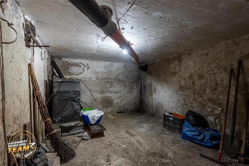 Casă individuală cu 2 camere cu Teren 186 Mp în Simeria