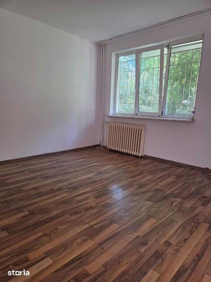 Apartament cu 2 camere în George Enescu