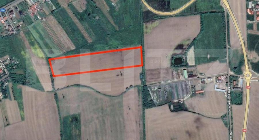 Teren Construcții intravilan de 52600 mp, în Periferie