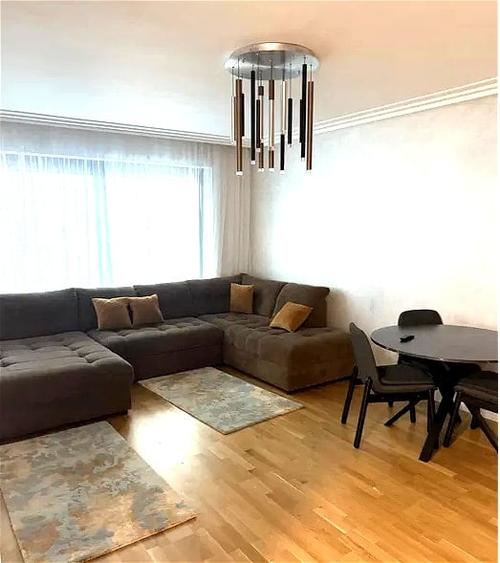 Apartament cu 3 camere semidecomandat, mobilat în Iancu Nicolae