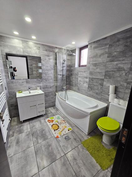 Casă individuală cu 5 camere cu Teren 600 Mp în Tărtășești