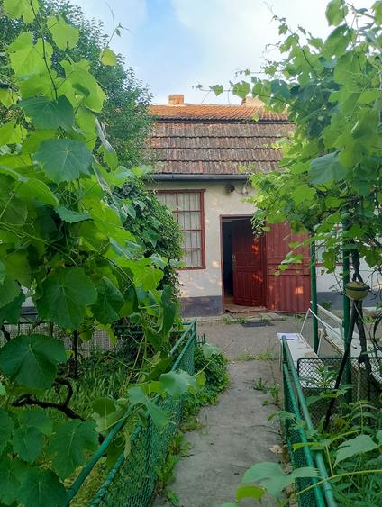 Casă individuală cu 2 camere cu Canalizare în Telegrafului