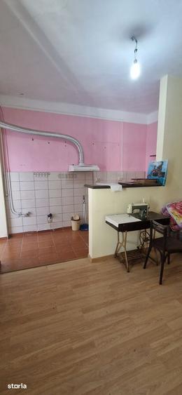 Apartament cu 2 camere decomandat în Piața Unirii