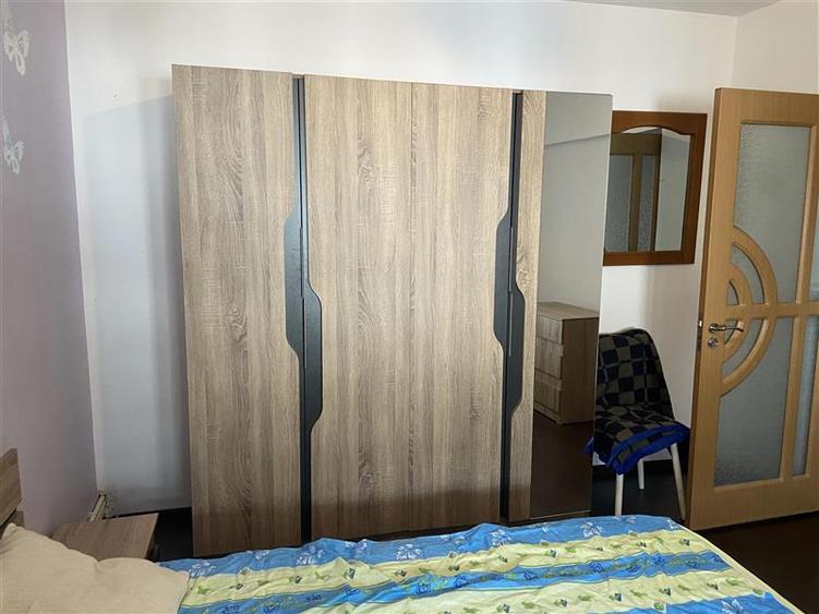 Apartament cu 2 camere decomandat, mobilat în Ultracentral
