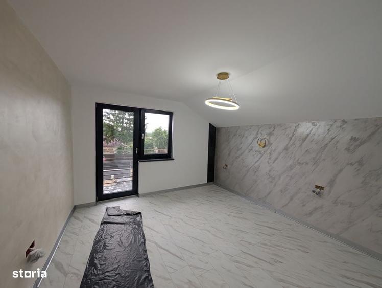 Casă cu 4 camere în Săucești
