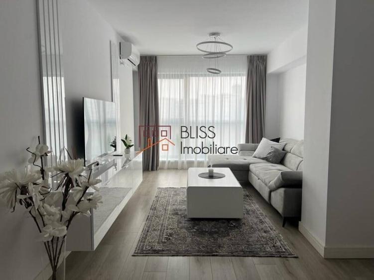 Apartament cu 3 camere semidecomandat, mobilat în Pipera