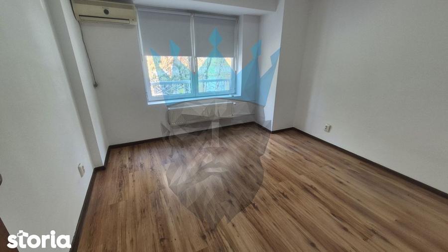 Apartament cu 2 camere în Centrul Civic
