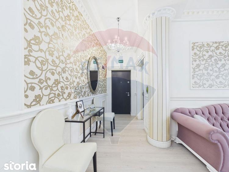 Apartament cu 3 camere semidecomandat, mobilat în Centrul Istoric