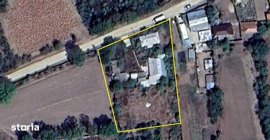 Casă cu 3 camere cu Teren 2448 Mp în Bârla