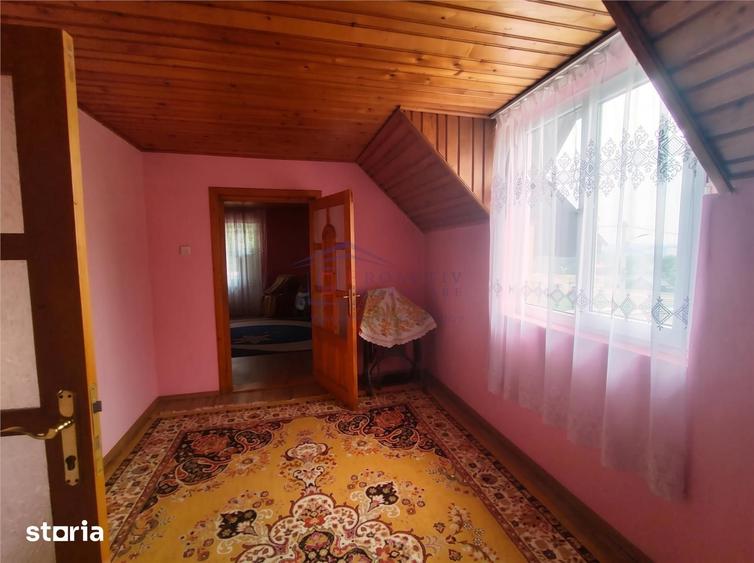 Casă cu 7 camere cu Teren 600 Mp în Burdujeni