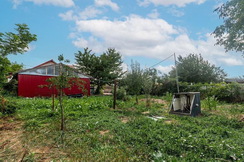 Casă individuală cu 3 camere cu Canalizare în Periș