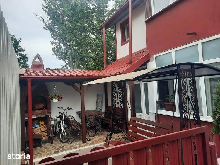 Casă cu 3 camere cu Teren 150 Mp în Mihai Eminescu
