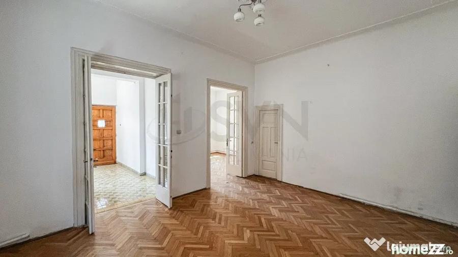 Casă cu 5 camere cu Teren 204 Mp în Floreasca