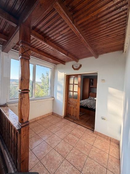 Casă cu 4 camere în Breb