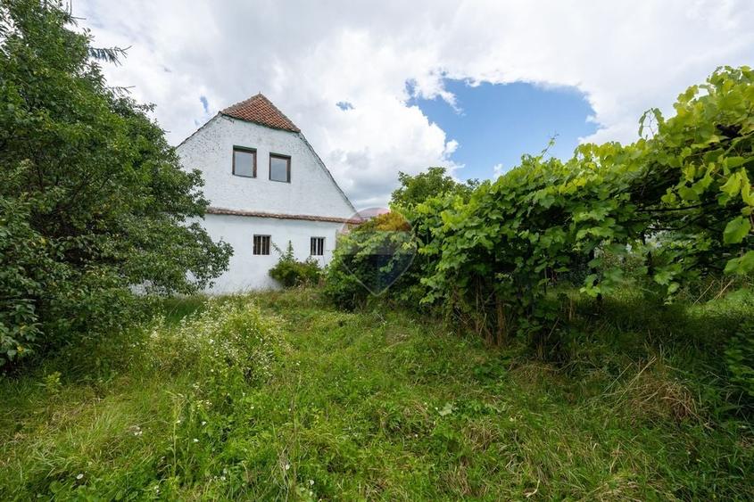 Casă individuală cu 3 camere cu Teren 1646 Mp în Bicfalău