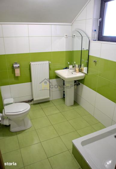 Casă cu 10 camere cu Teren 851 Mp în Clinceni