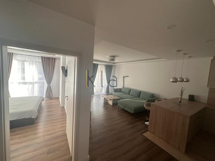 Apartament cu 2 camere semidecomandat, mobilat în Central